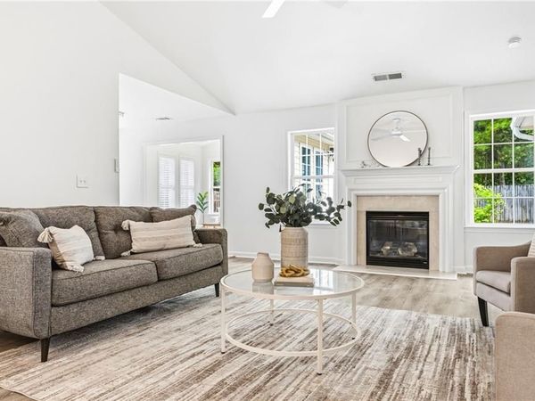 5170 Centennial Creek View NW, Acworth, GA 30102