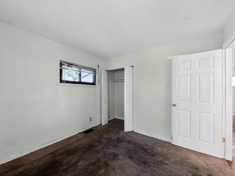 8868 Ebro Court, Cincinnati, OH 45231 Photo 12