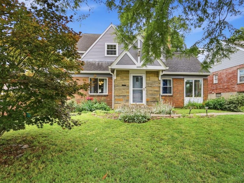 1035 Cheyenne Drive, Cincinnati, OH 45216 Photo 2