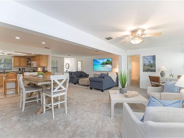 2983 Binnacle DR , NAPLES, FL 34103