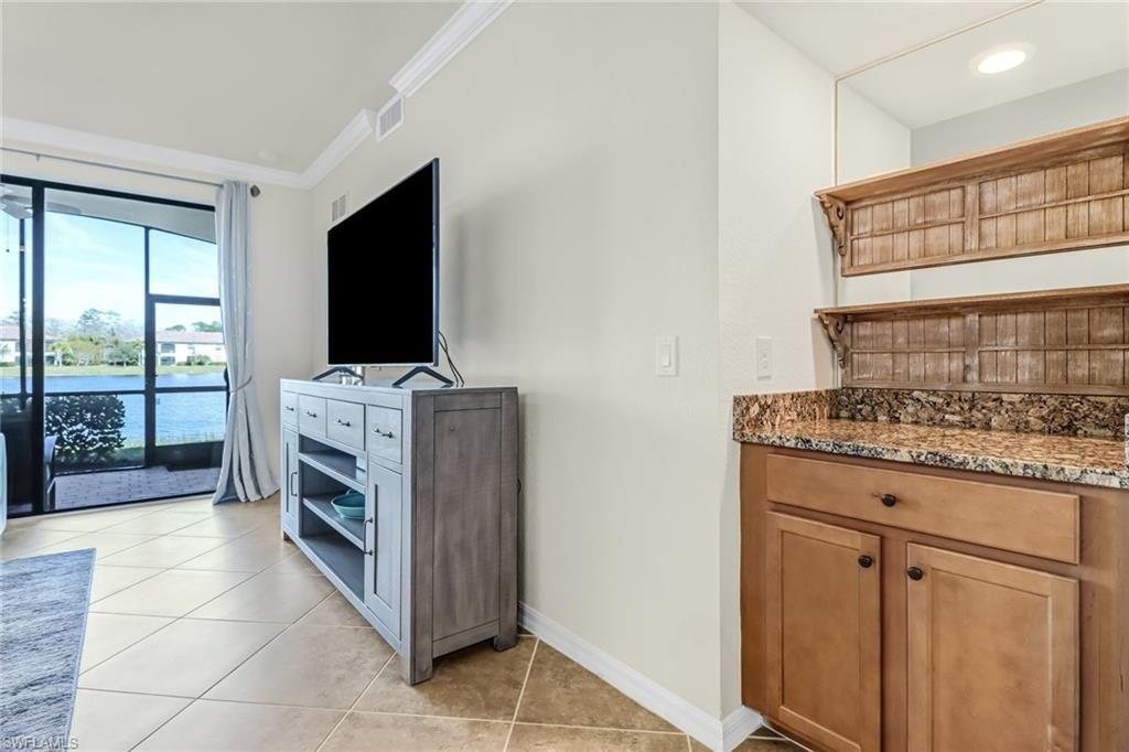 9521 Avellino Way , Unit 2415, Naples, FL 34113 Photo