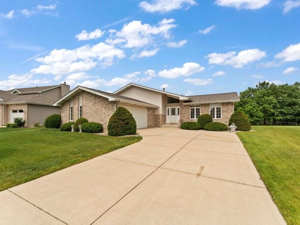 3128 Austgen Place , Dyer, IN 46311