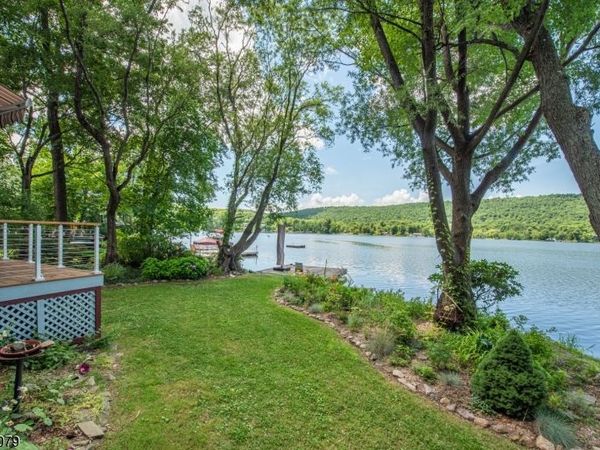239 E Shore Lake Owassa Rd, Frankford, NJ 07860