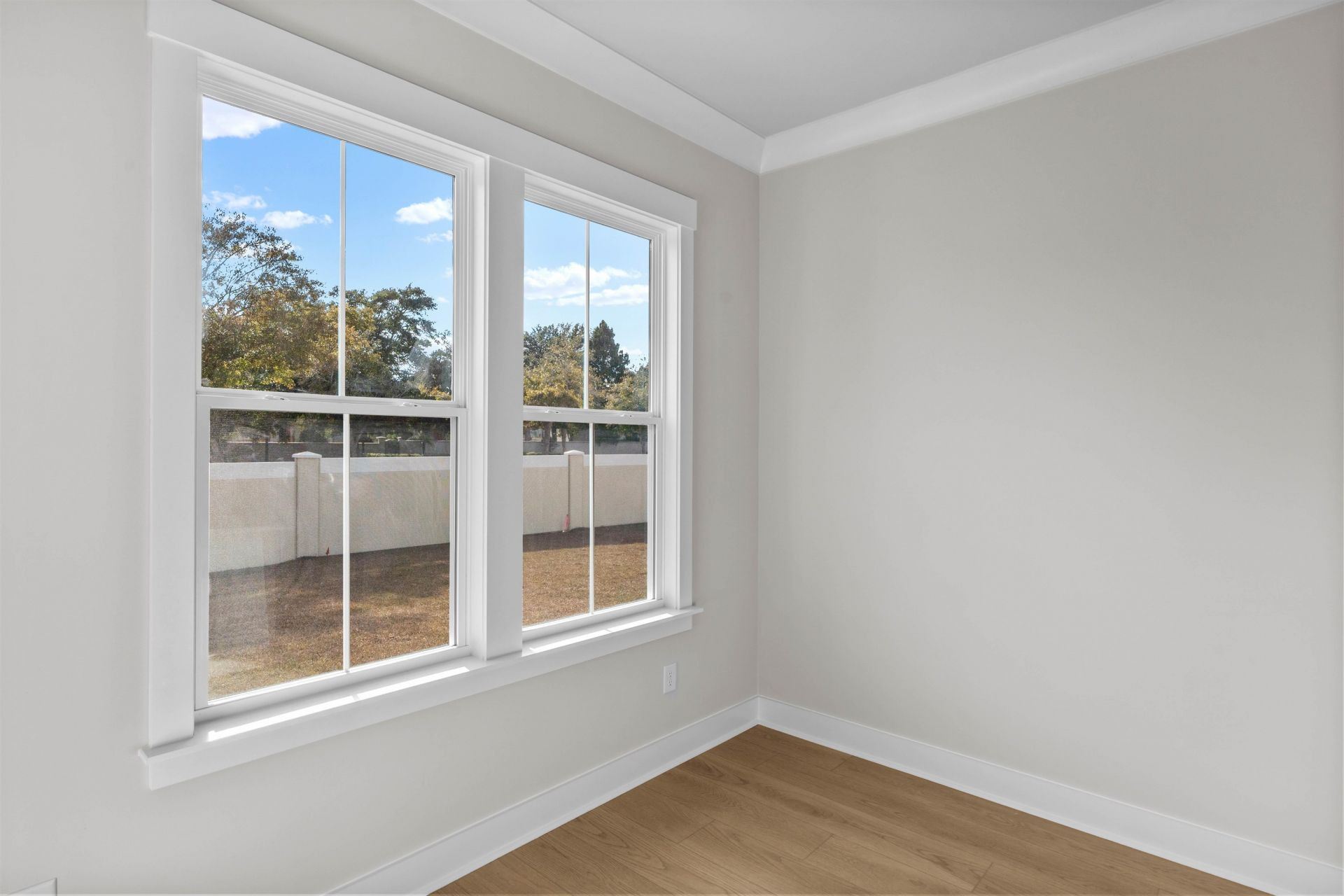 207 Atlantic Breeze St. Photo 14