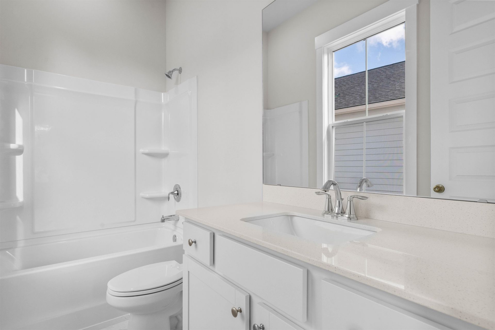 207 Atlantic Breeze St. Photo 6
