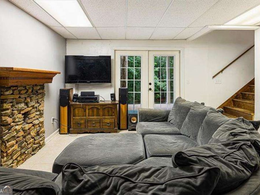 Property Image 33