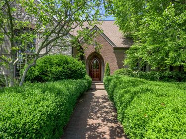601 Delong Road, Lexington, KY 40515