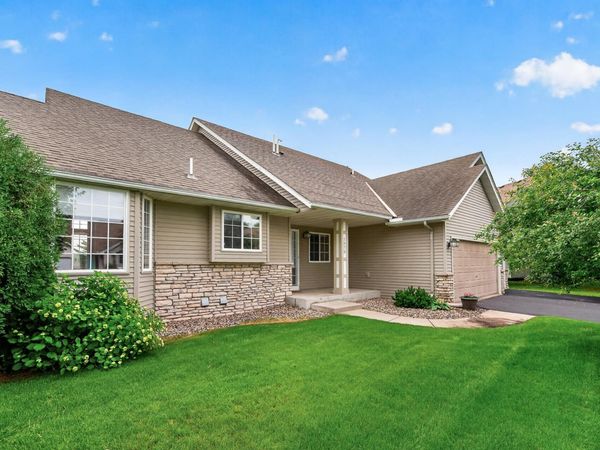 1575 Windsor Drive S, Shakopee, MN 55379
