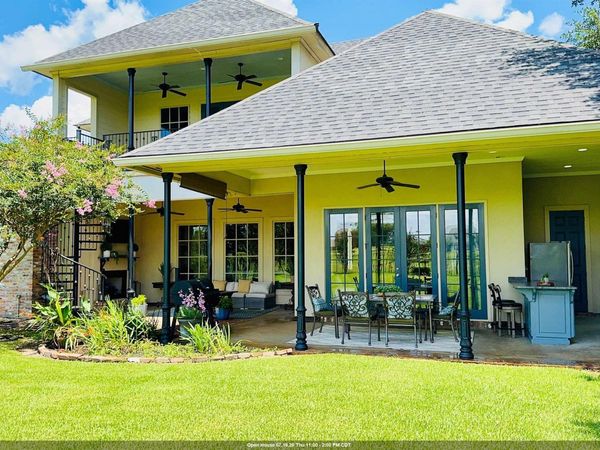2340 St Andrews Ave, Zachary, LA 70791