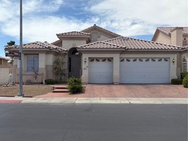 8727 Stockholm Avenue , Las Vegas, NV 89147