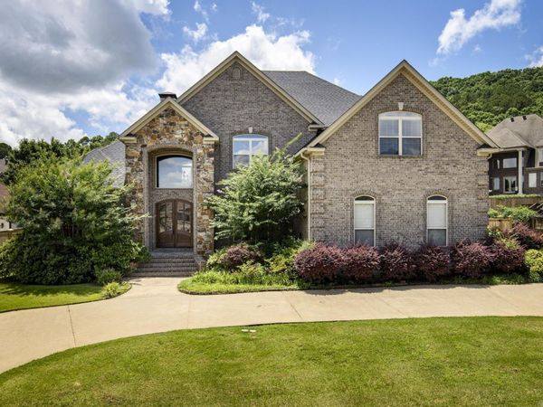 139 Courts Lane, Little Rock, AR 72223