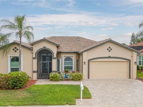 11086 Lakeland CIR, FORT MYERS, FL 33913