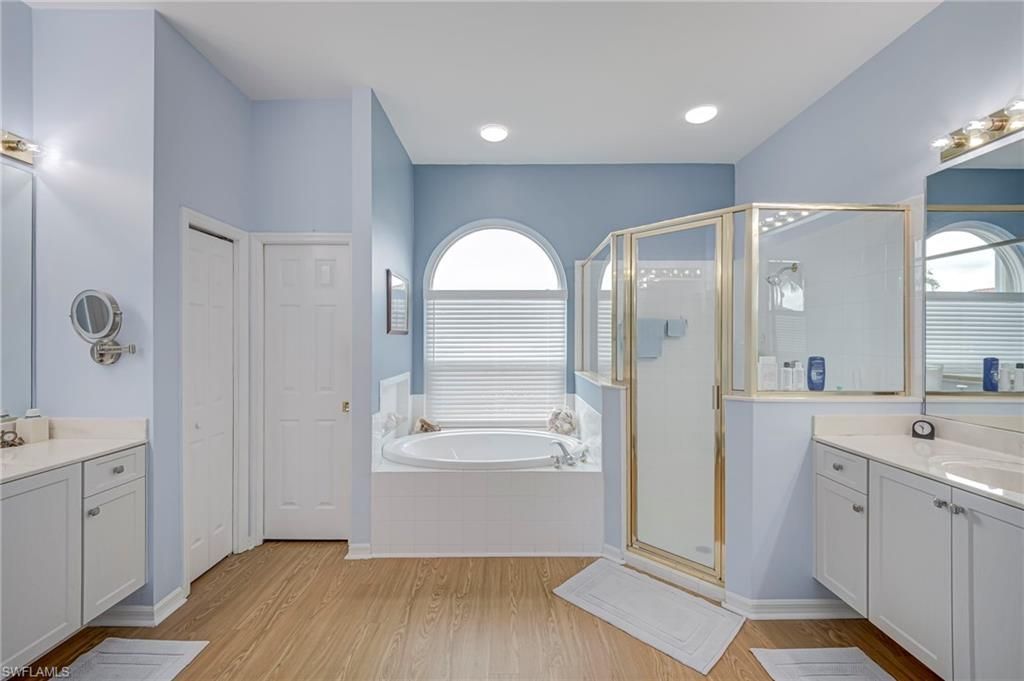 11086 Lakeland Cir, Fort Myers, FL 33913 Photo