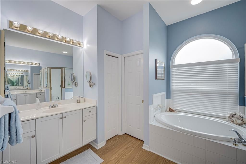 11086 Lakeland Cir, Fort Myers, FL 33913 Photo