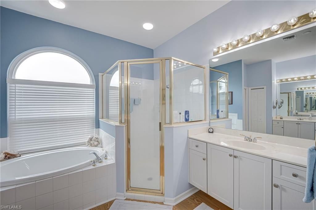 11086 Lakeland Cir, Fort Myers, FL 33913 Photo