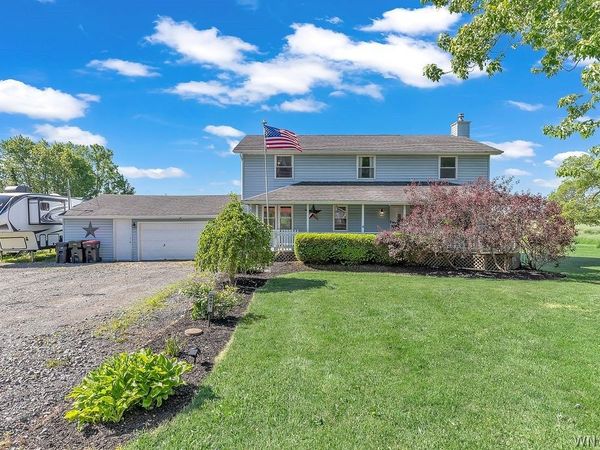 8801 Chestnut Ridge Road, Gasport, NY 14067