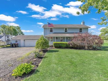 8801 Chestnut Ridge Road, Gasport, NY 14067