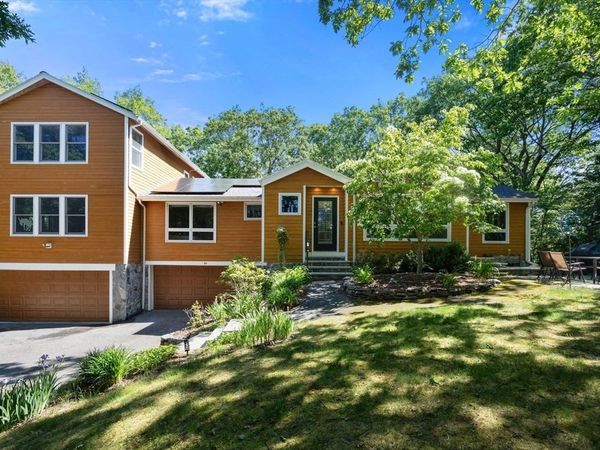 94 Mayfair Dr, Westwood, MA 02090