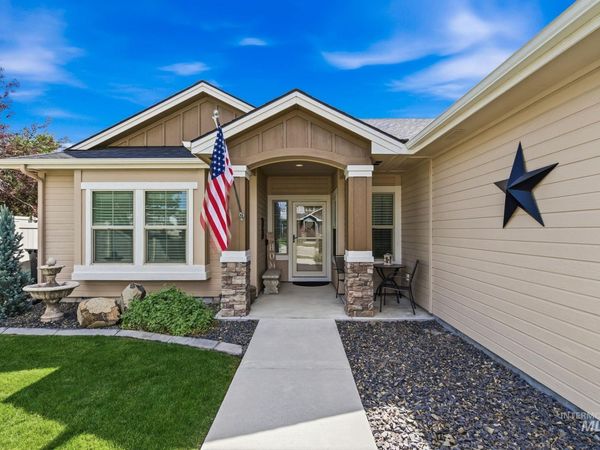 3098 N Cherry Laurel Way, Star, ID 83669