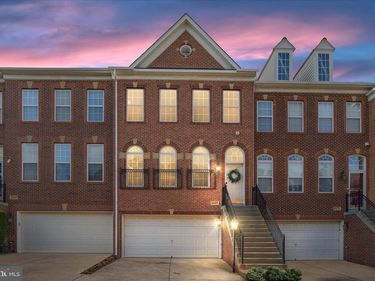 5669 FAIRCLOTH COURT, CENTREVILLE, VA 20120