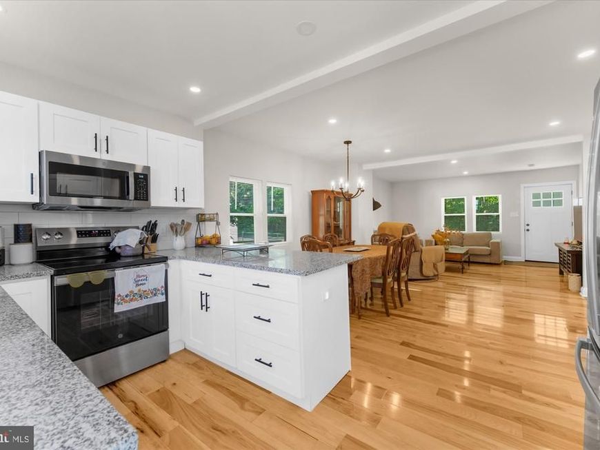 201 Penllyn Blue Bell Pike, Blue Bell, PA 19422 Main Photo