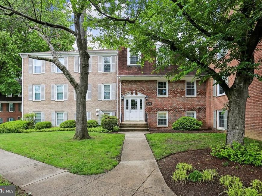 726 Quince Orchard Boulevard, Unit 726-10, Gaithersburg, MD 20878 Main Photo