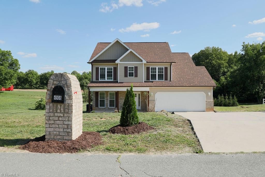 4908 Gordon Farm Way, Browns Summit, NC 27214 Main Photo