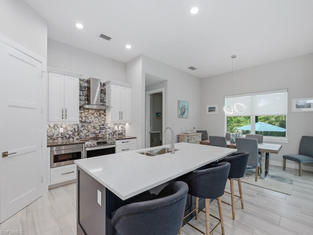 68 Tahiti Rd, Marco Island, FL 34145 Photo