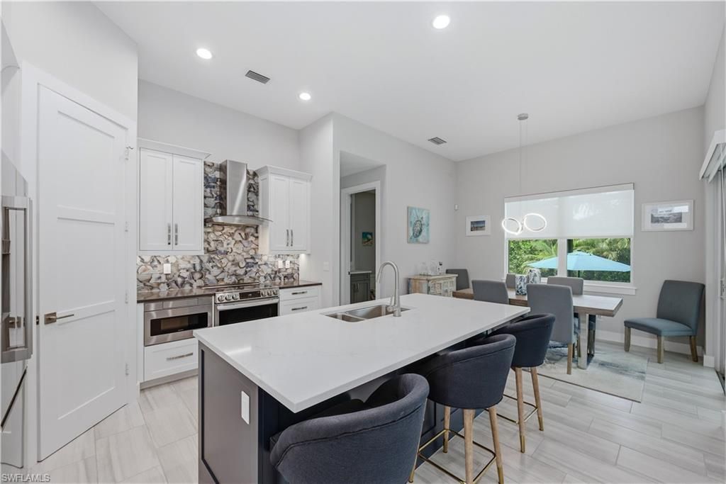 68 Tahiti Rd, Marco Island, FL 34145 Photo