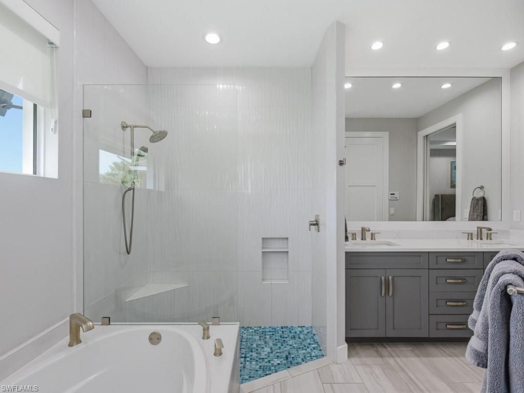 68 Tahiti Rd, Marco Island, FL 34145 Photo