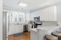 13 Kirkland Lane photo 4