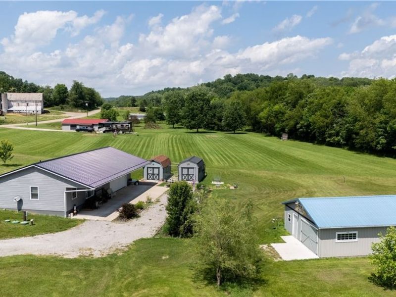 9427 Stonecreek Road SW, Newcomerstown, OH 43832 Photo 1