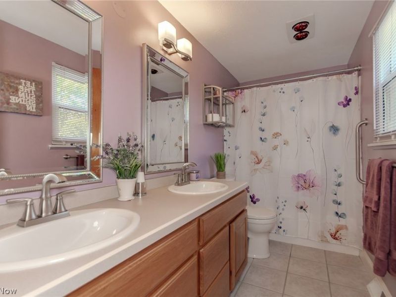 5600 Reef Road , Mentor on the Lake, OH 44060 Photo 19