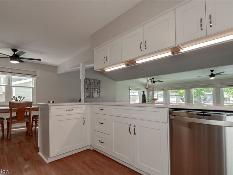 5600 Reef Road , Mentor on the Lake, OH 44060 Photo 5