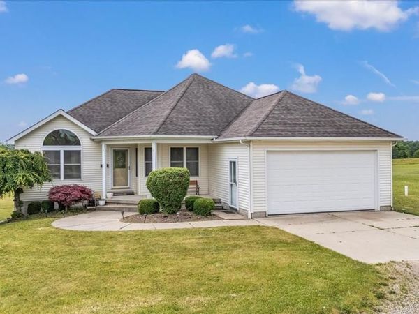 2551 Marathon Road , Oregon Twp, MI 48446
