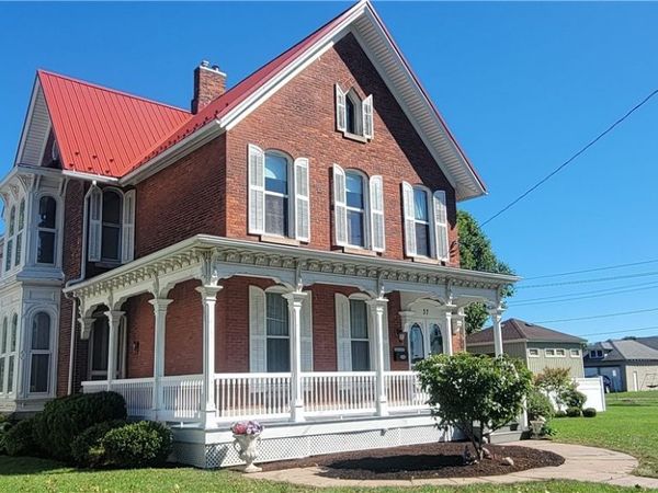 37 State Street, Middleport, NY 14105