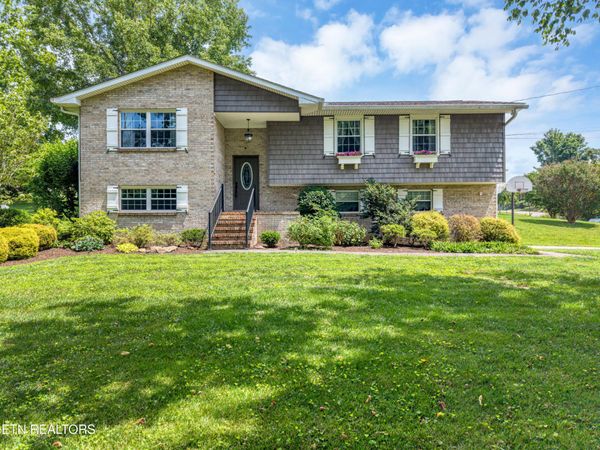 3202 Patty Rd, Maryville, TN 37803