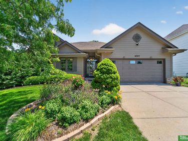 6707 S 163rd Street, Omaha, NE 68135