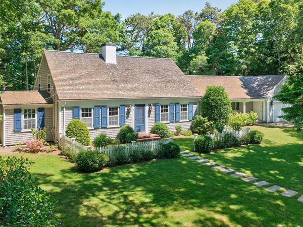 106 Hathaway Road, Osterville, MA 02655