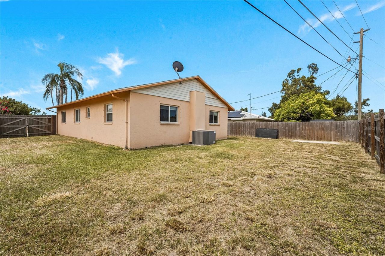904 16th Street E, Palmetto, FL 34221 Photo