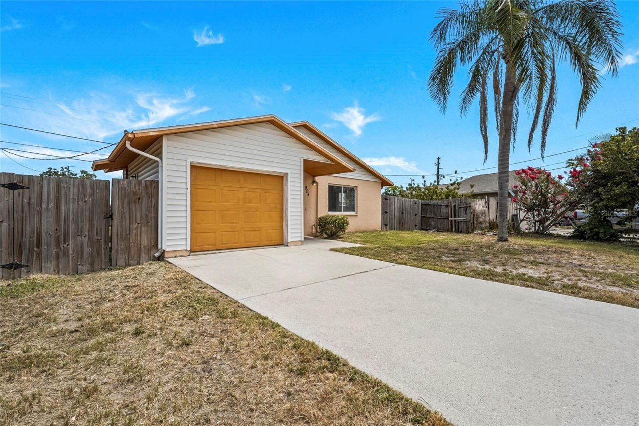 904 16th Street E, Palmetto, FL 34221 Photo