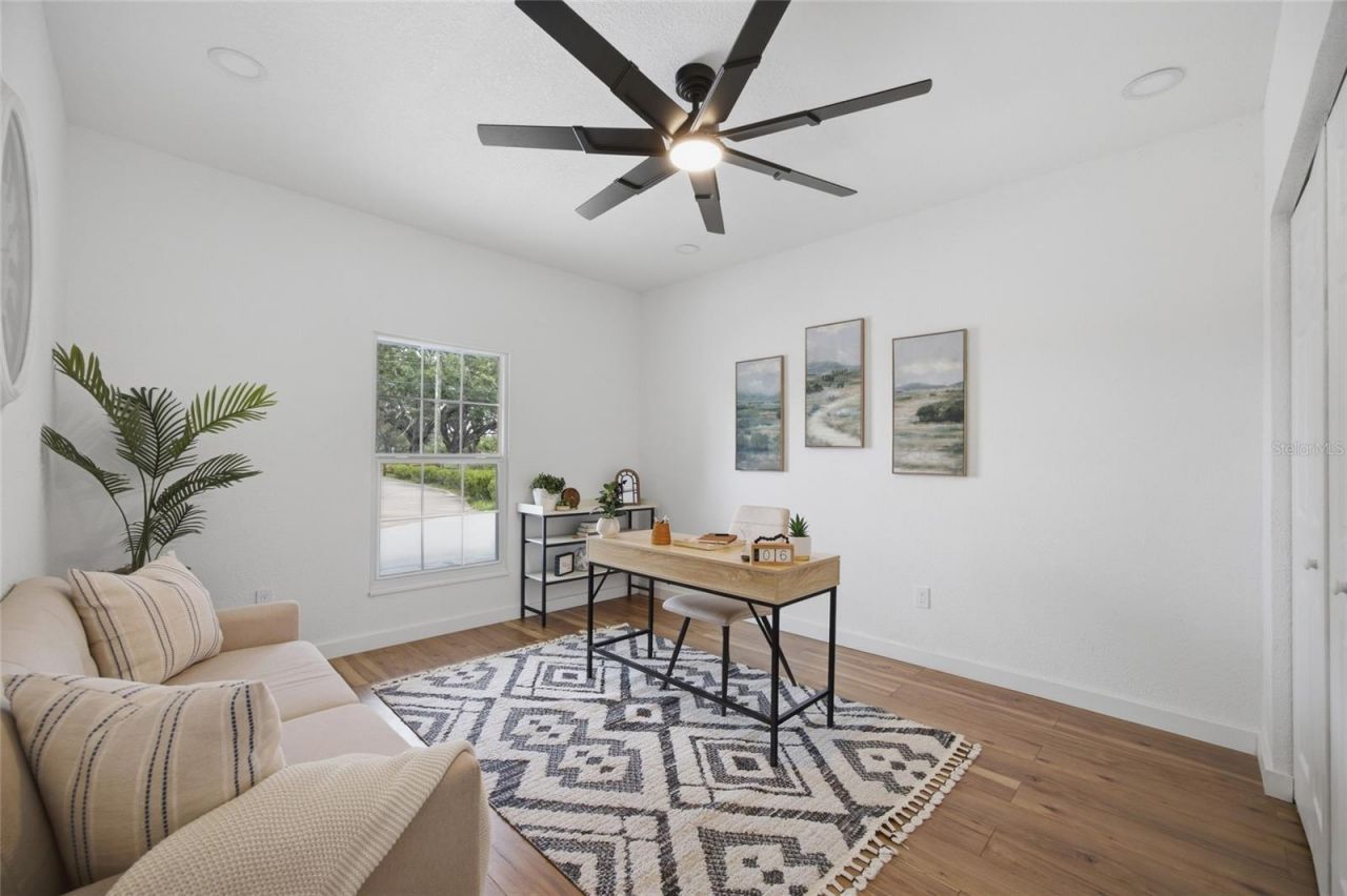 1205 E Knights Griffin Road , Plant City, FL 33565 Photo
