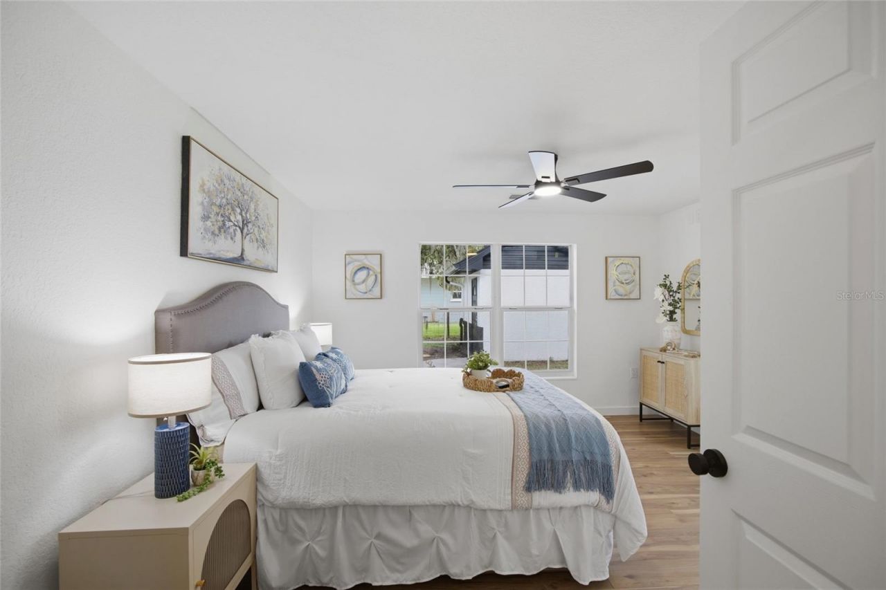1205 E Knights Griffin Road , Plant City, FL 33565 Photo