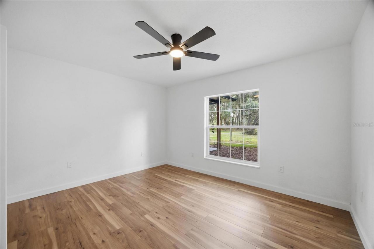1205 E Knights Griffin Road , Plant City, FL 33565 Photo