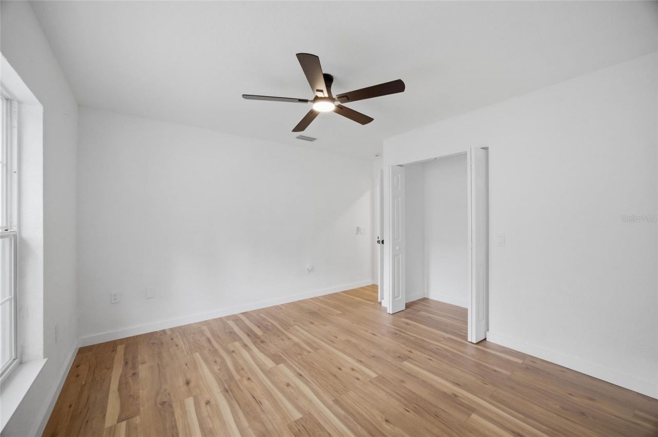 1205 E Knights Griffin Road , Plant City, FL 33565 Photo