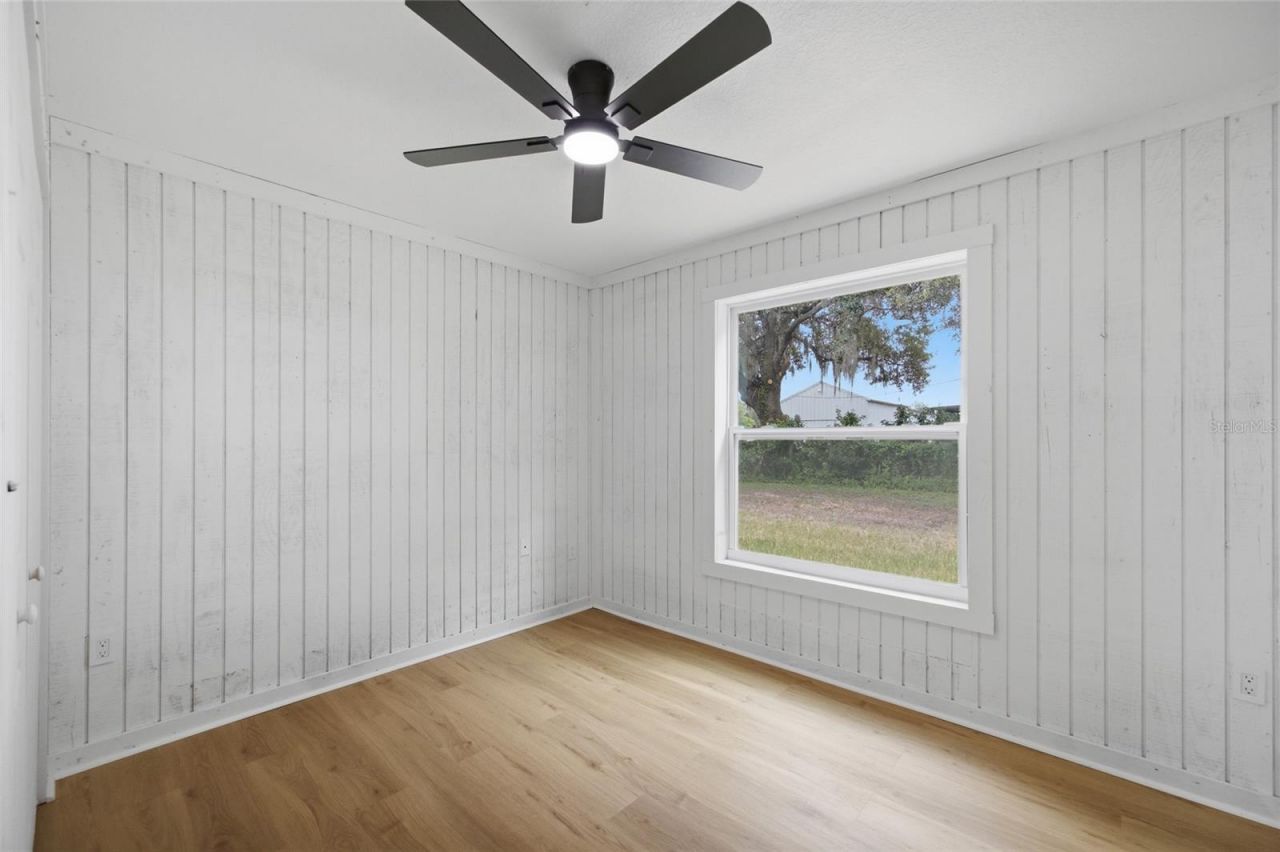 1205 E Knights Griffin Road , Plant City, FL 33565 Photo