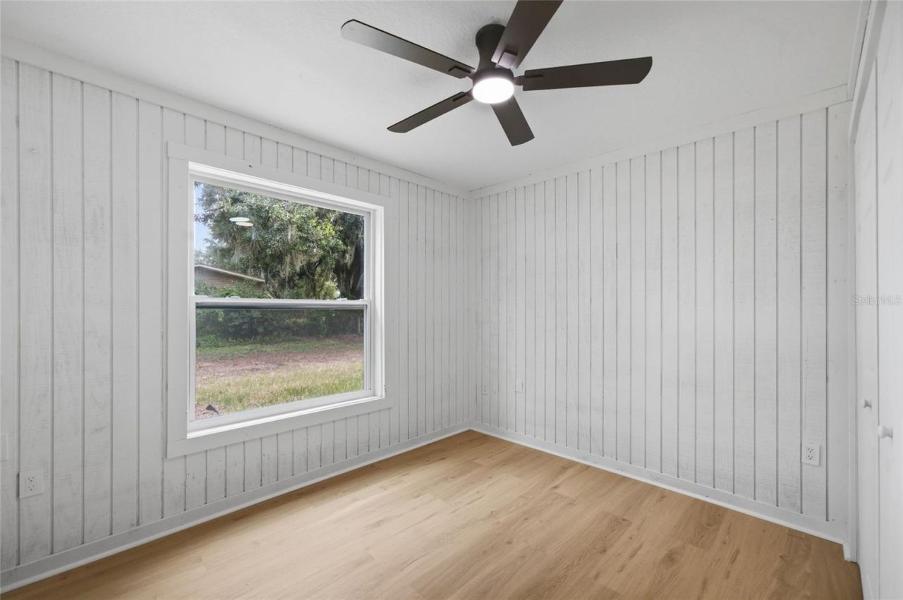 1205 E Knights Griffin Road , Plant City, FL 33565 Photo