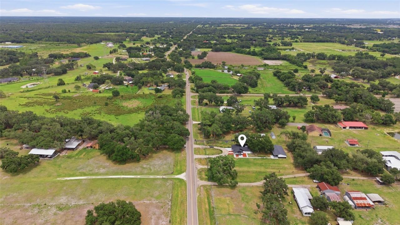 1205 E Knights Griffin Road , Plant City, FL 33565 Photo