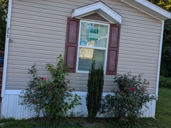 255 Greenview Circle, Fayetteville, GA 30214