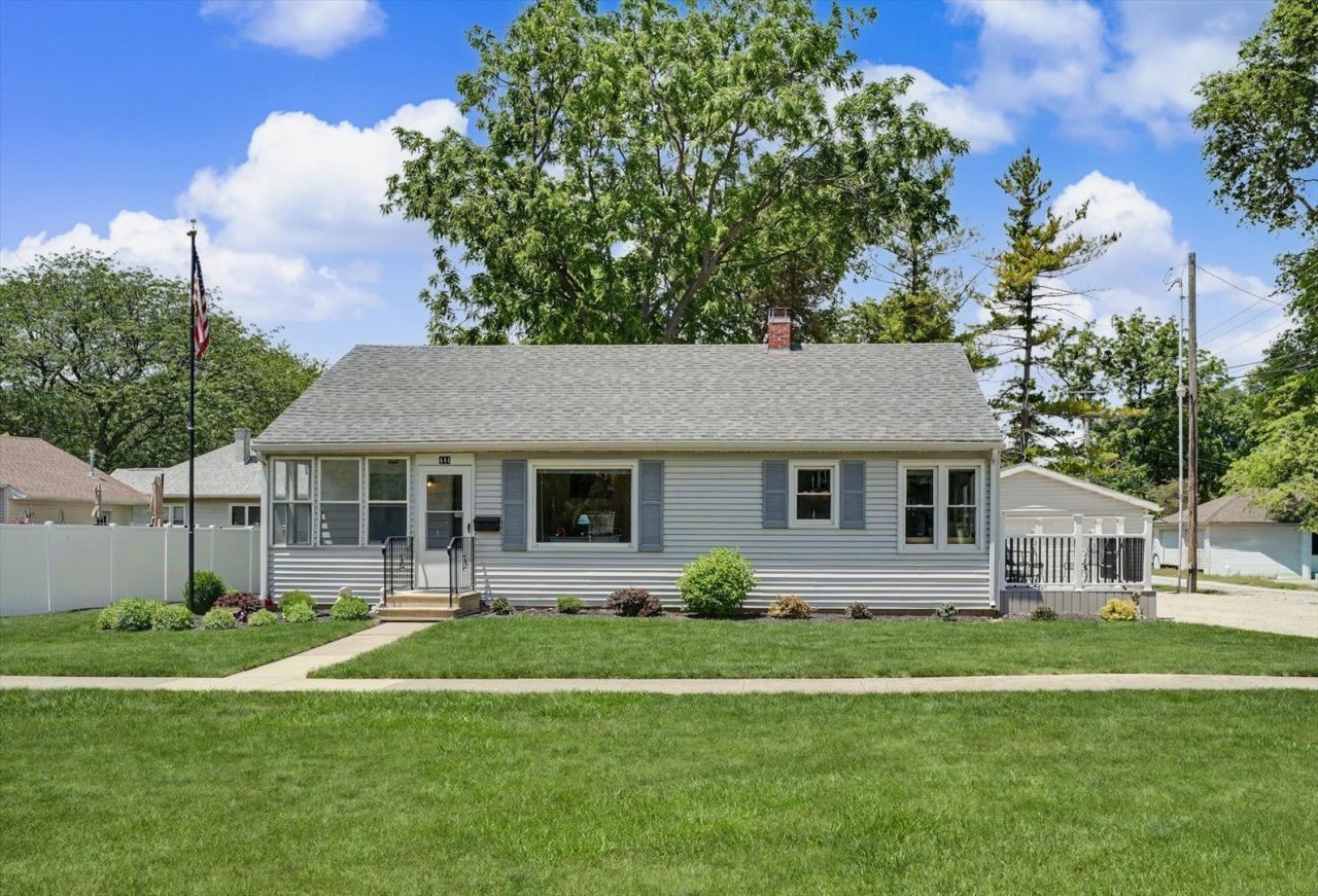 444 S Union Street, Paxton, IL 60957 Main Photo